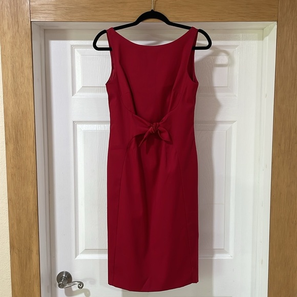 Moschino Cheap and Chic Red Front Bow Sheath Dress Size 6 Sleeveless Midi - Picture 3 of 15